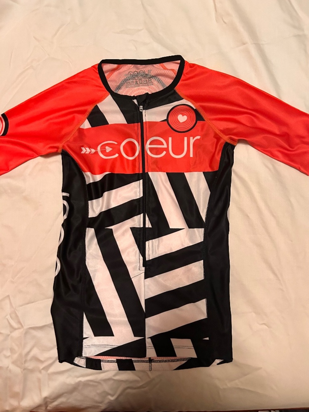Aero cycling jersey